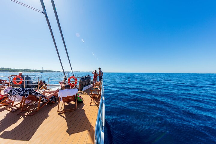 Catamaran from Cannes