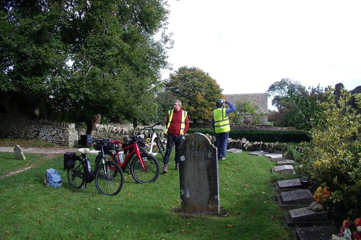 Cotswolds Electric Bike One Day Private Tour starts near Oxford