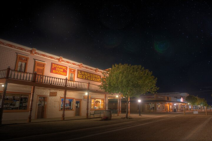 The Dead Men's Tales Walking Ghost Tour in Tombstone