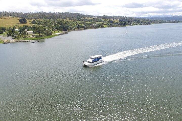 Batman Bridge 4 Hour Lunch Cruise including the Cataract Gorge