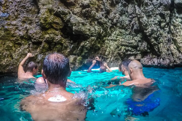 Medulin: All-Inclusive Pirate Boat Tour to Kamenjak Cave & Levan
