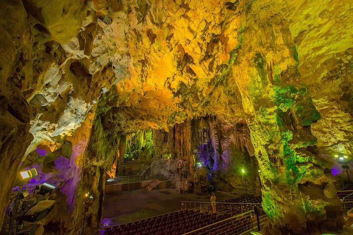 Gibraltar Rock Guided Tour
