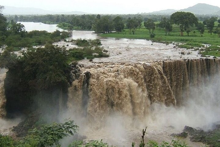 Private Guided Tours To Bahir Dar Lake Tana Monastery & Blue Nile Waterfalls