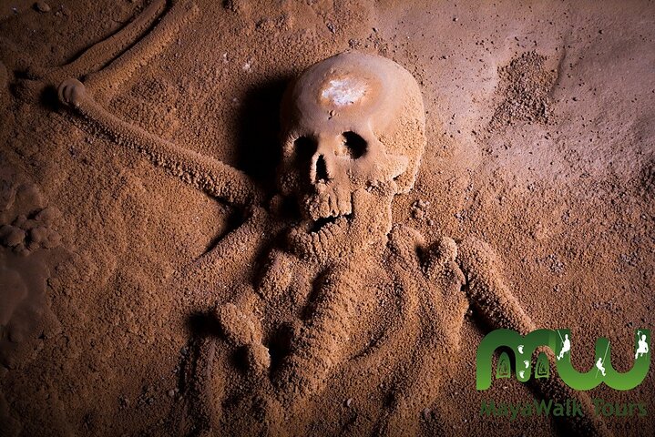 Actun Tunichil Muknal Cave Tour and Picnic