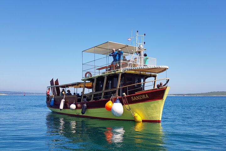 Medulin-Kamenjak 5h boat trip ALL-INCLUSIVE drinks on Sandra Boat