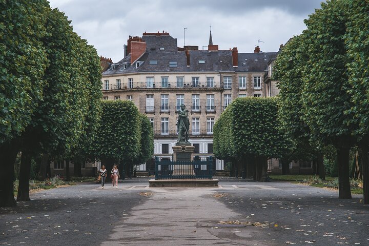 Nantes Private Walking Tour with a Local