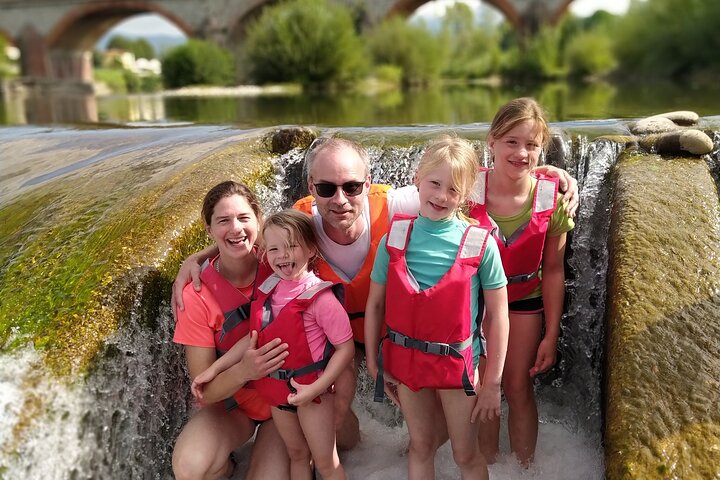 Lucca: kayak tour with aperitif + free souvenir pictures