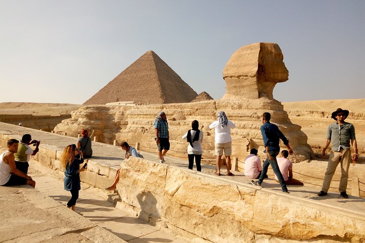 Full day tour to Giza Pyramids, Memphis, Sakkara & Dahshur with private guide