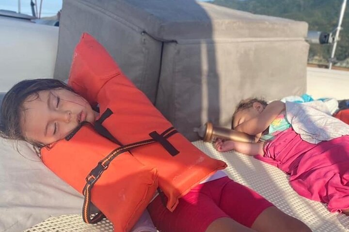 Full-Day Catamaran Tour through Tayrona