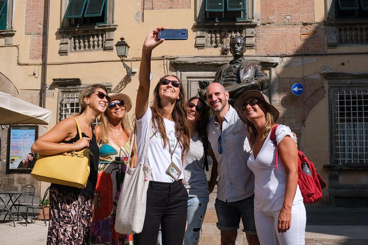 Flavours of Lucca, Art, History, Food for Small Groups or Private