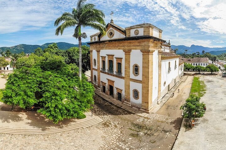 Transport from Paraty to Grand Island (or vice versa)