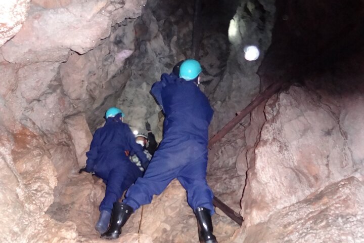 Private Ninja Training in a Cave in Hidaka