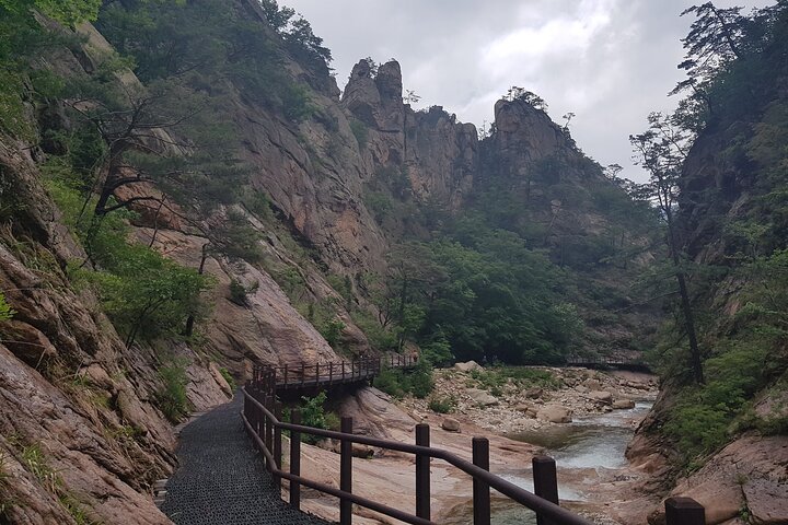 Mt. Seoraksan National Park Scenic Journey