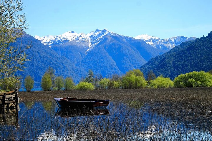 Todos los Santos Lake and Villa Peulla Tour
