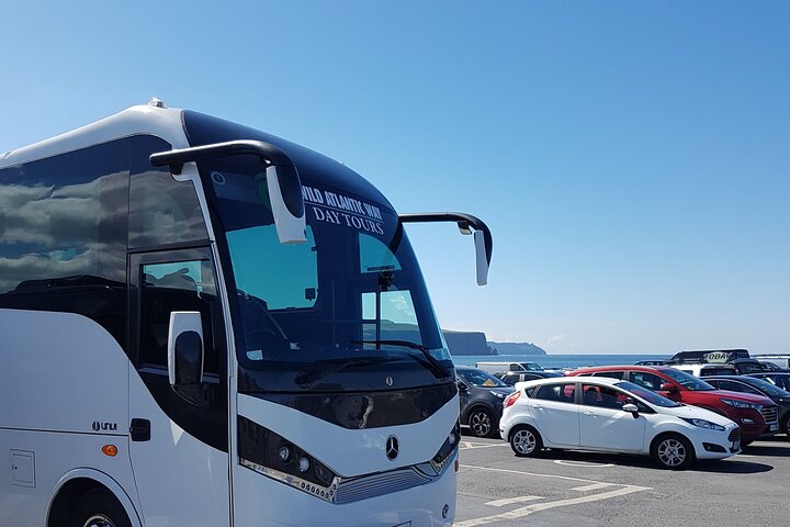 Galway to Aran Islands & Cliffs of Moher Day Tour & Cliffs Cruise