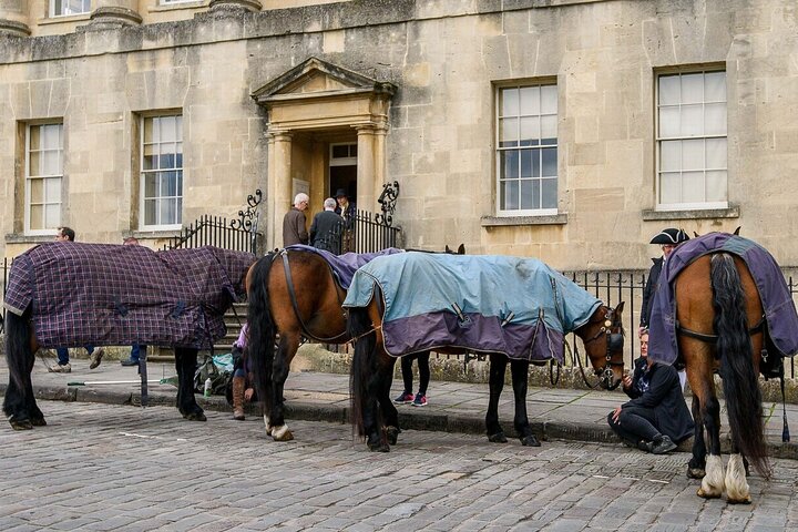 Bridgerton Walking Tour of Filming Locations & Storylines - Bath