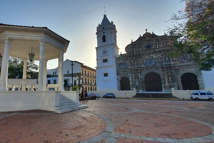 Panama Canal & City Tour in Half Day: Old Town & City Views