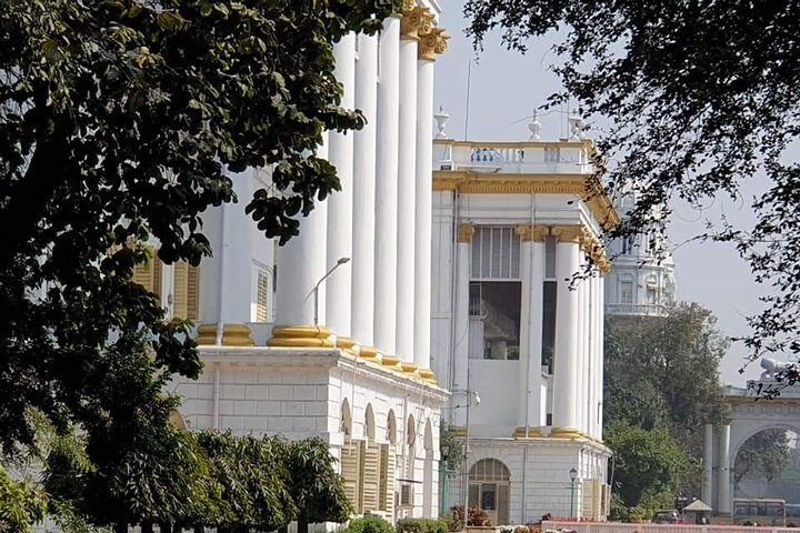 Explore Kolkata: Private 1-Day and 2-Day Tour Options