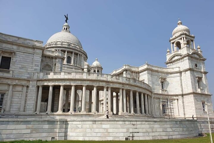 Explore Kolkata: Private 1-Day and 2-Day Tour Options