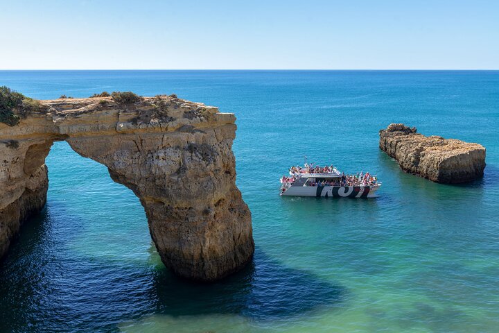 Caves and Coastline Cruise from Albufeira to Benagil