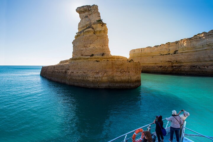 Caves and Coastline Cruise from Albufeira to Benagil