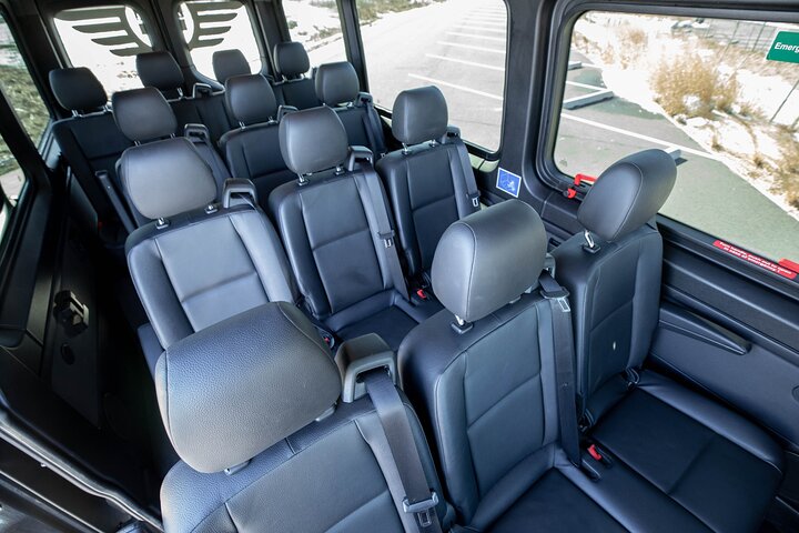 New York City Airport Arrival Transfer by Sprinter LGA JFK EWR