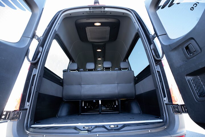 New York City Airport Arrival Transfer by Sprinter LGA JFK EWR
