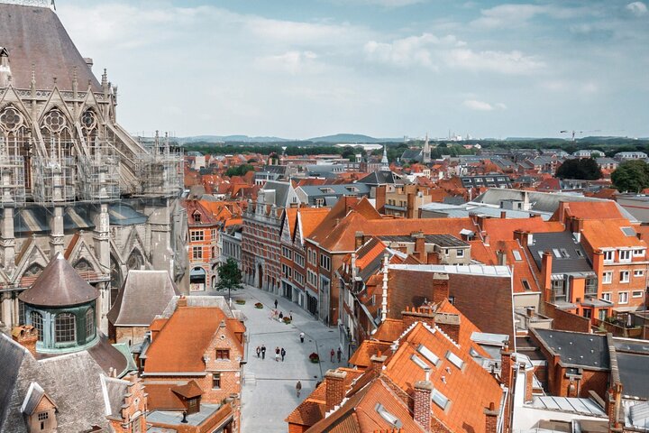 Discover Tournai while playing! Escape game - The alchemist