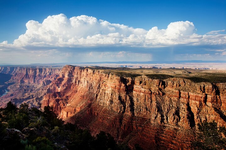 Grand Canyon Landmarks Tour by Airplane with Optional Hummer Tour