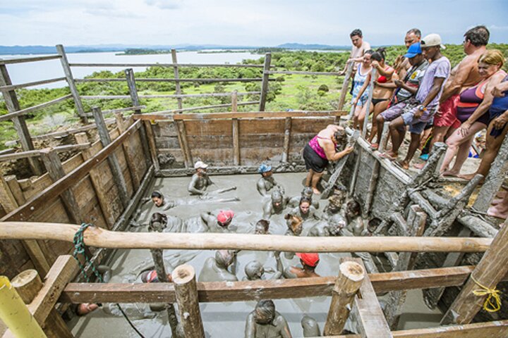Cartagena Mud Volcano Tour with Transport & Snack