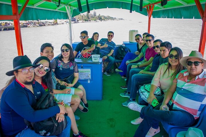 Tour to Lake Chapala, MAGIC TOWN of Ajijic from Guadalajara