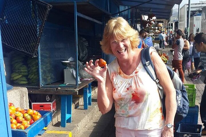 San Jose: Bites and Sights Walking Food Tour including Markets