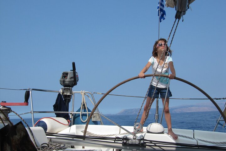 private sailing cruises