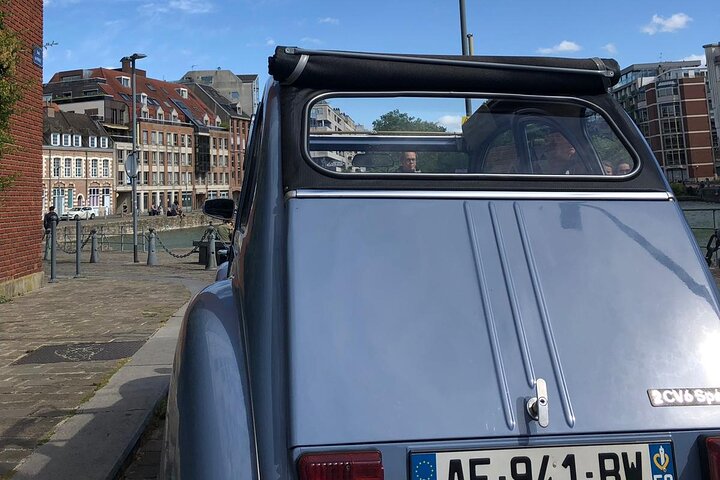 Unique Tour of Lille by Convertible 2CV - 1h00