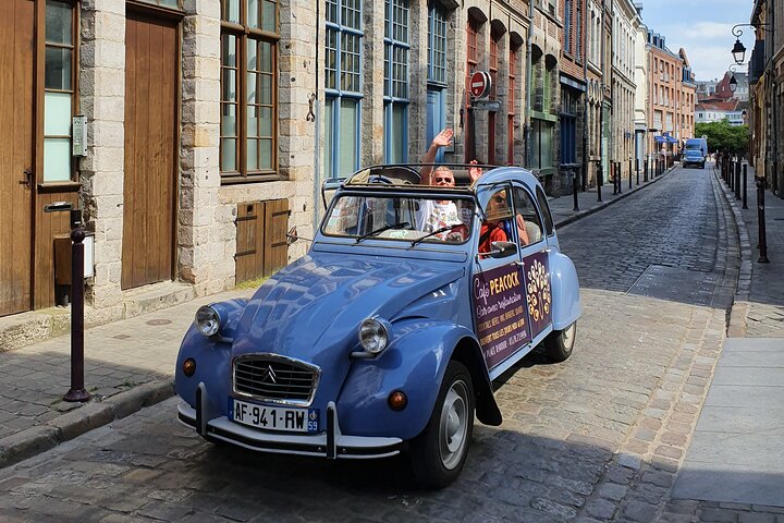 Unique Tour of Lille by Convertible 2CV - 1h00