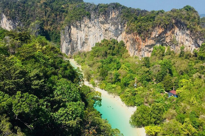 Koh Hong Private Tour from Krabi by Speedboat