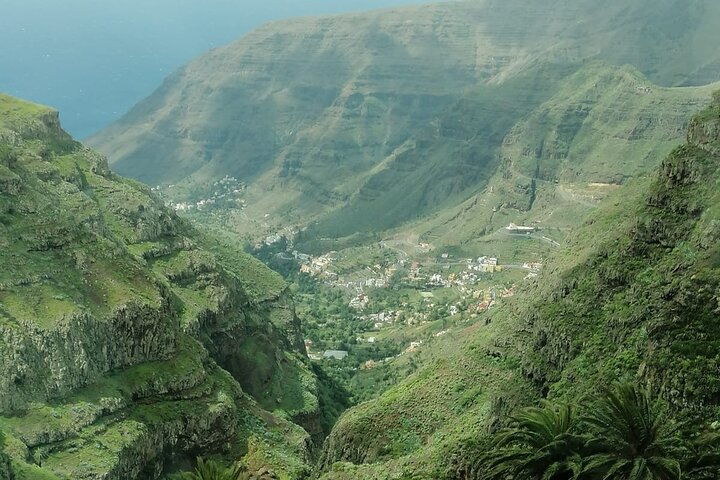 Full Day Guided Tour to La Gomera from Tenerife