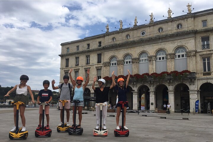 Unusual and ecological ride on a Segway and electric bike in Bayonne
