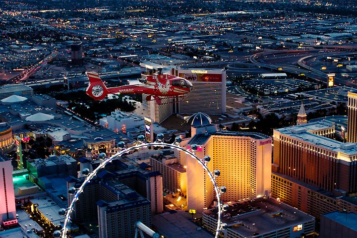 Las Vegas Strip Highlights by Helicopter at Night