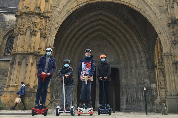 Unusual and ecological ride on a Segway and electric bike in Bayonne