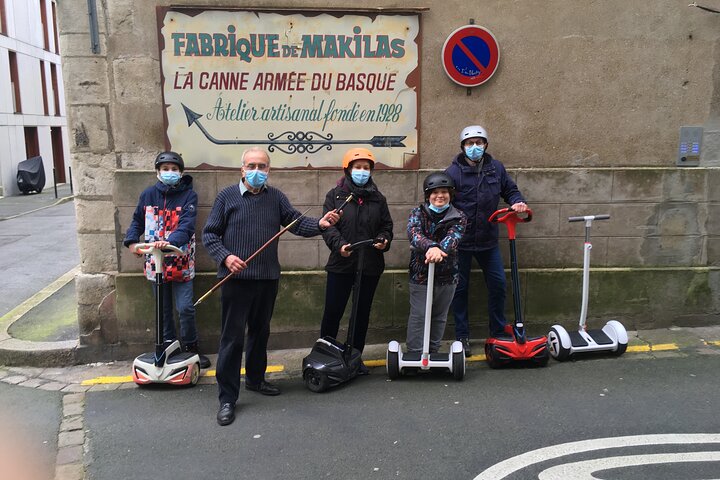 Unusual and ecological ride on a Segway and electric bike in Bayonne