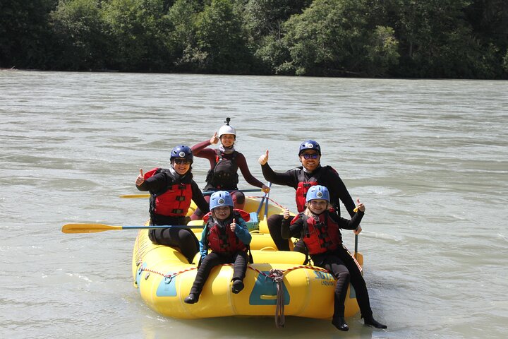 Family Friendly Cheakamus Splash Rafting