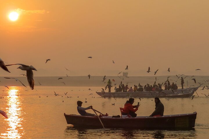 Full Day Varanasi Private Tour with Temples, Ghats & Rituals