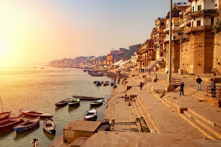 Full Day Varanasi Private Tour with Temples, Ghats & Rituals