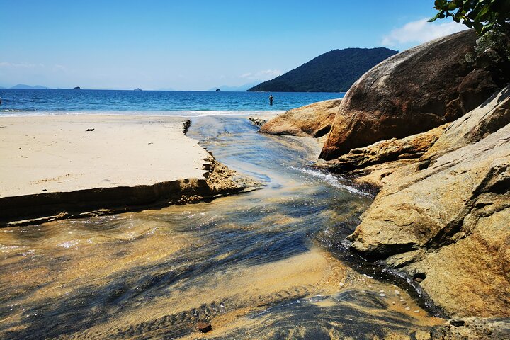 Feiticeira's Waterfall + Beaches of Enseada das Estrelas - Full day Private Hike