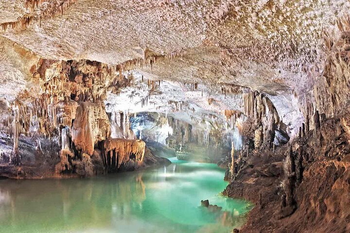 Private Tour: Byblos, Jeita Grotto and Harissa Day Trip from Beirut