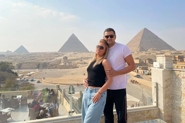 Best cairo tours visit to Giza Pyramids and Sphinx