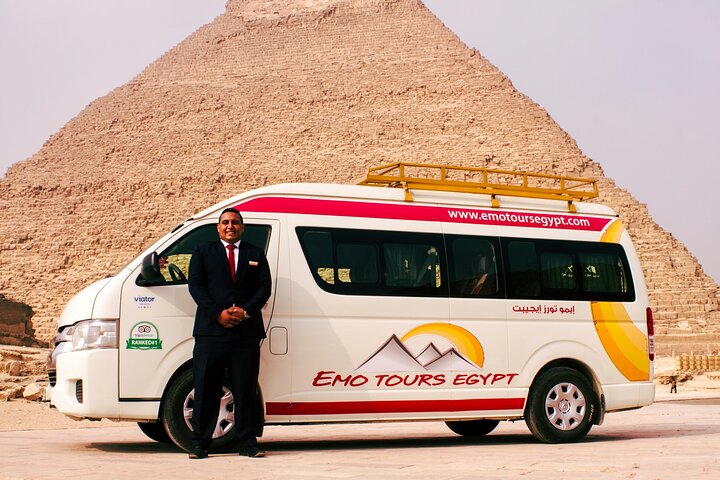 Private Giza Pyramids Tour with camel Ride around the Great Pyramid