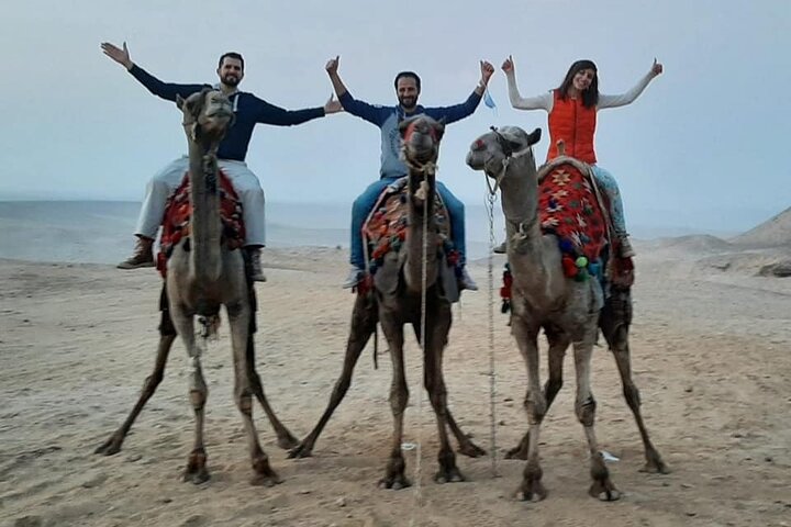 Private Giza Pyramids Tour with camel Ride around the Great Pyramid