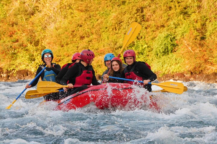Rafting rio Petrohue
